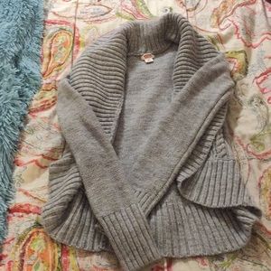 Grey cardigan